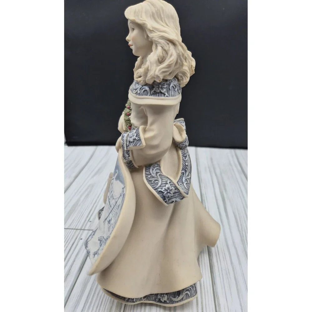 Sarah's Angels 2003 Winter Wonderland Angel Figurine 8